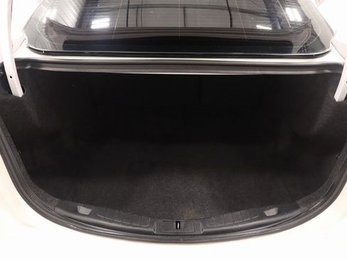 Used 2020 Ford Fusion SE w/ Equipment Group 151A image 18