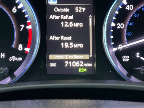 Used 2018 Toyota Highlander XLE FWD image 29