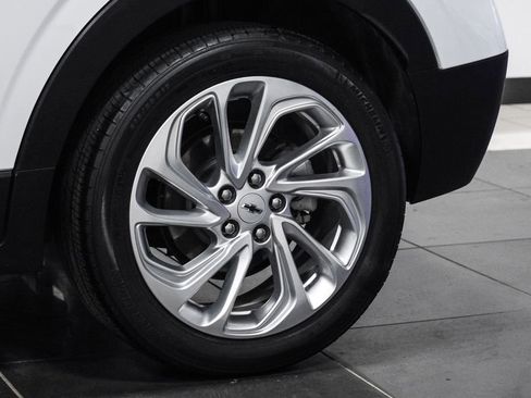 Used 2023 Chevrolet Bolt EUV LT w/ Driver Confidence Package image 56