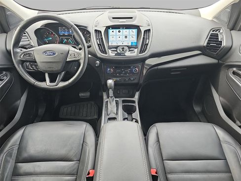 Used 2017 Ford Escape Titanium image 9