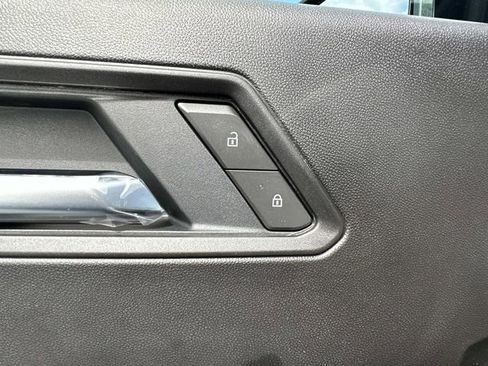 New 2026 GMC Canyon Elevation w/ Convenience Package image 19