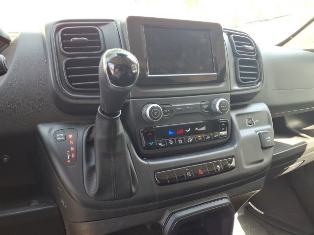 Used 2024 RAM ProMaster 2500 w/ Convenience Group FWD image 14