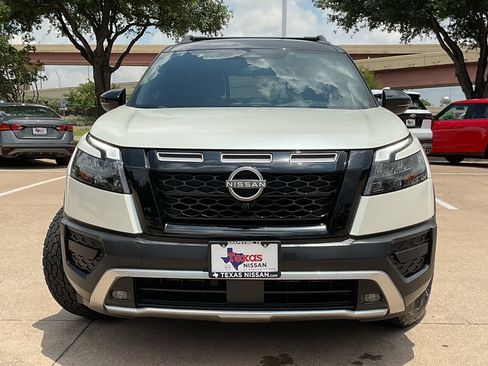 Used 2023 Nissan Pathfinder Rock Creek AWD/4WD image 2