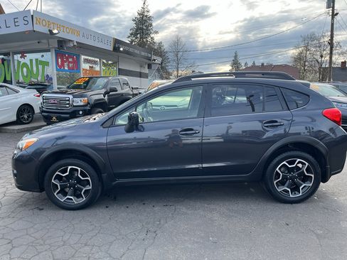 Used 2014 Subaru Crosstrek 2.0i Premium image 3