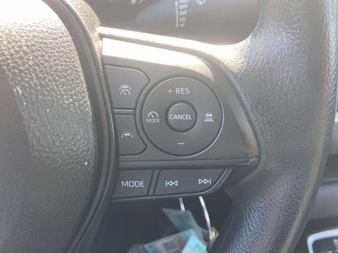 Used 2026 Toyota Corolla LE FWD image 22