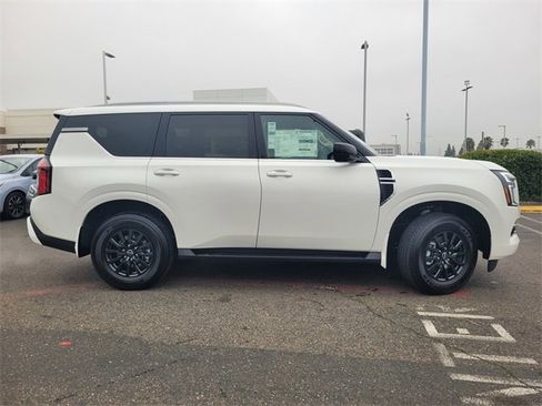 New 2026 Nissan Armada SV image 4