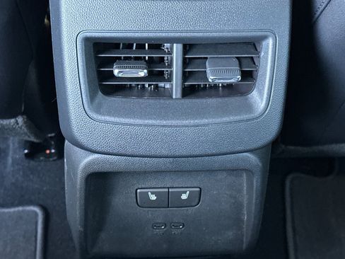 New 2026 Chevrolet Equinox EV LT w/ Convenience Package II FWD image 14