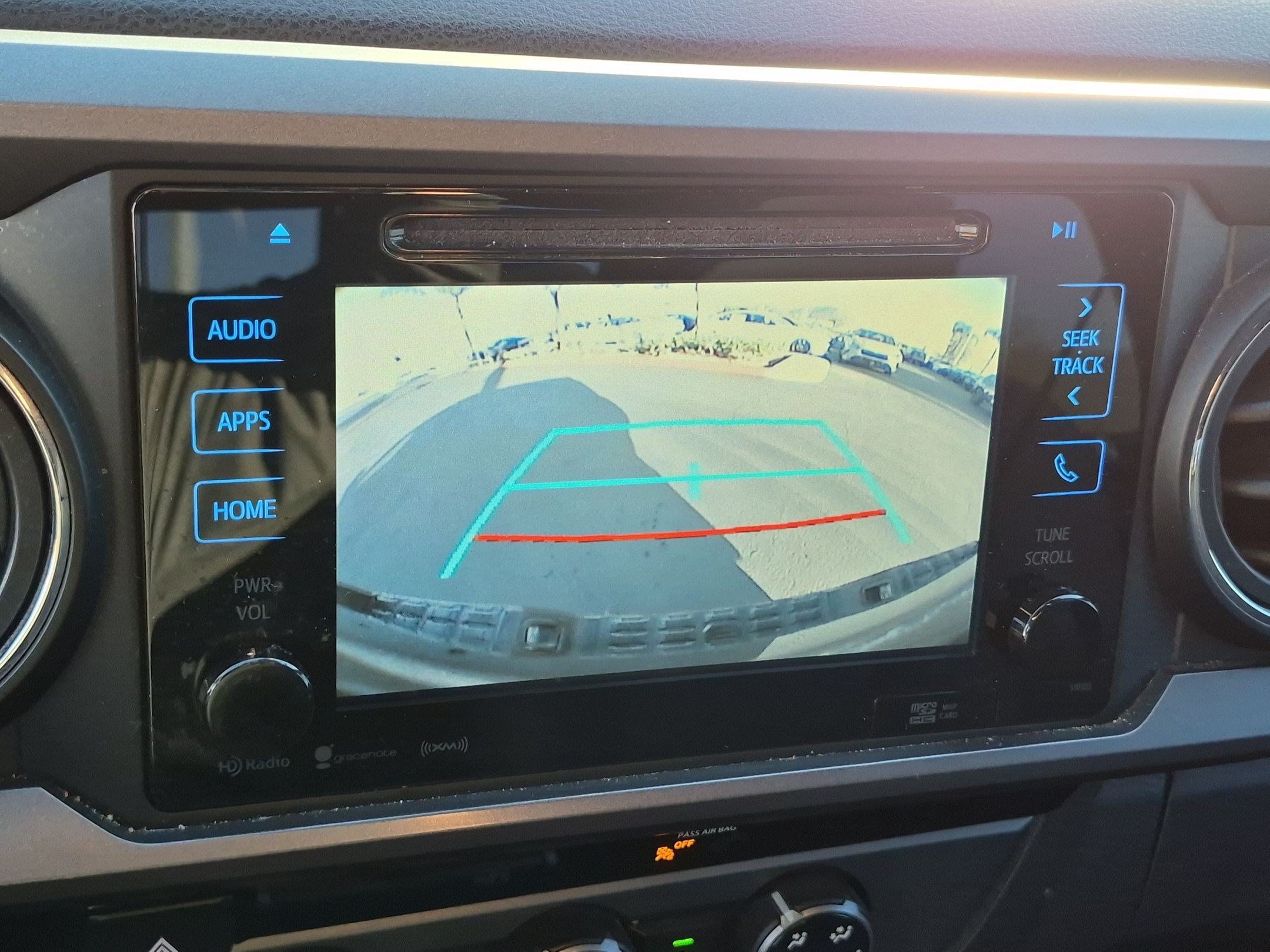 Used 2018 Toyota Tacoma TRD Off-Road w/ Technology Package RWD image 23