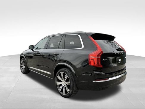 Used 2024 Volvo XC90 T8 Ultimate image 9