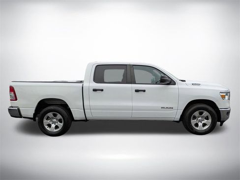 Used 2023 RAM 1500 Big Horn image 3