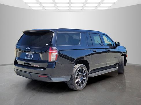 Used 2024 Chevrolet Suburban RST w/ Luxury Package AWD/4WD image 4