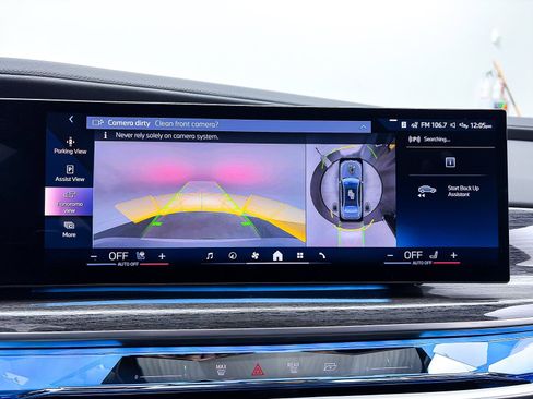 Used 2023 BMW 740i w/ Executive Package image 10