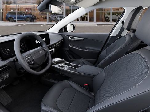 New 2025 Kia EV6 Light w/ Light LR Technology Package image 18