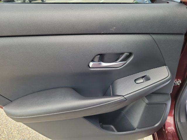 Certified 2023 Nissan Sentra SV FWD image 13