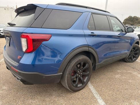 Used 2022 Ford Explorer ST w/ Equipment Group 401A image 5