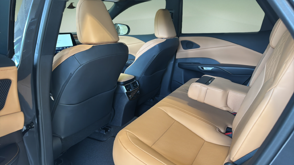 New 2026 Lexus RX 350 Premium AWD/4WD image 14