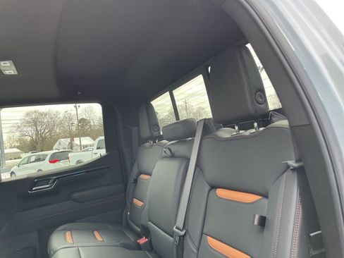 Used 2025 GMC Sierra 1500 AT4 w/ AT4 Premium Package image 44