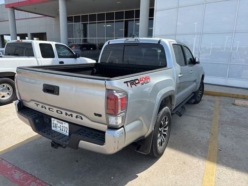 Used 2023 Toyota Tacoma TRD Sport image 8