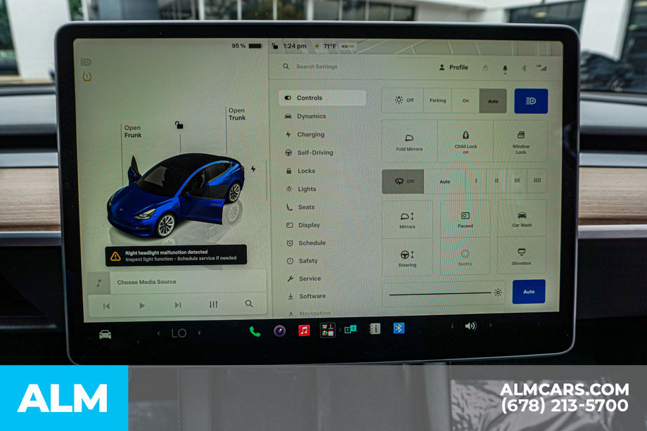 Used 2023 Tesla Model 3 Standard Range RWD image 33