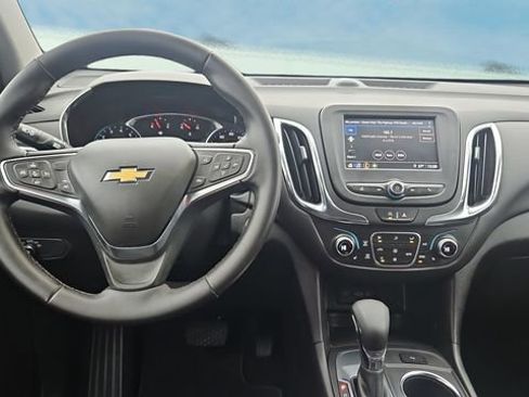 Used 2024 Chevrolet Equinox LT image 9
