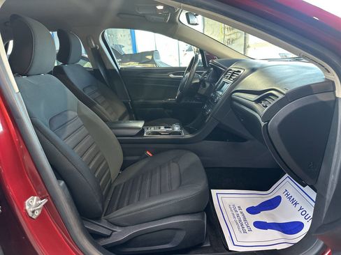Used 2018 Ford Fusion S w/ Equipment Group 101A image 23