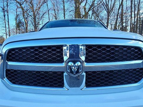 Used 2023 RAM 1500 Classic SLT image 11