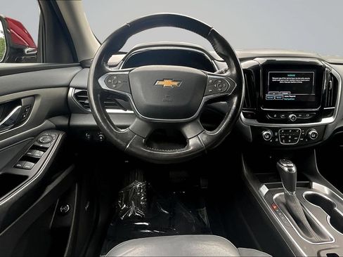 Used 2019 Chevrolet Traverse LT w/ LT Premium Package AWD/4WD image 8
