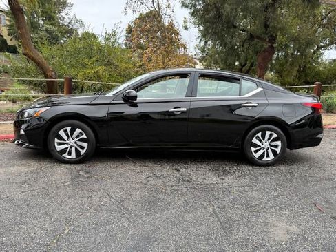 Used 2022 Nissan Altima 2.5 S w/ Driver Assist Package image 32