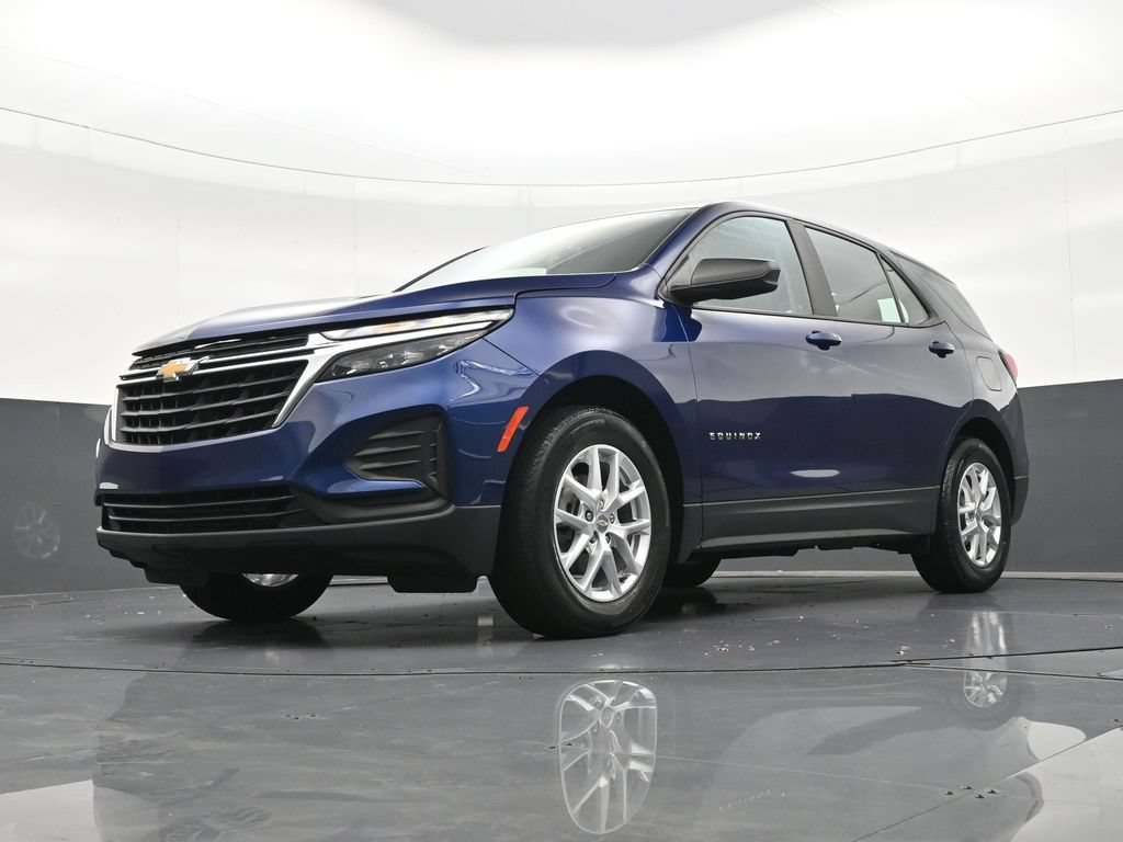 Used 2023 Chevrolet Equinox LS FWD image 18