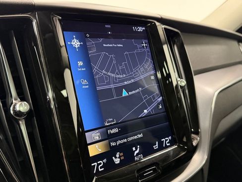 Used 2020 Volvo XC60 T5 Momentum w/ Protection Package Premier image 20