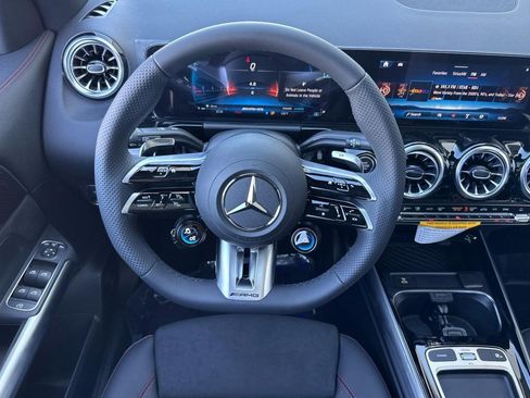 New 2026 Mercedes-Benz GLA 35 AMG 4MATIC image 27
