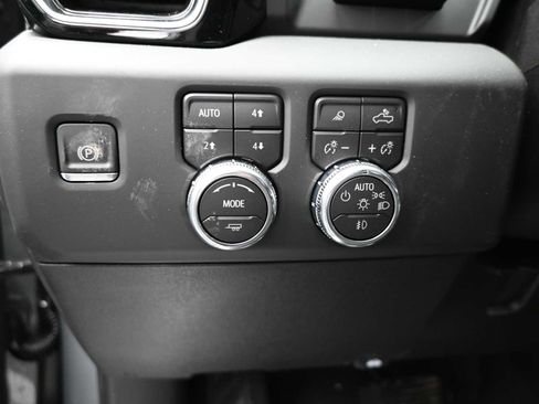 New 2026 GMC Sierra 2500 Denali w/ Denali Reserve Package image 7