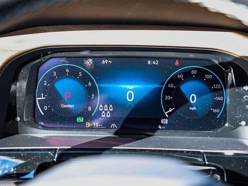 New 2026 Volkswagen Atlas SE image 35