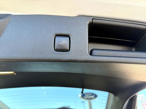 Used 2024 Ford Escape ST-Line image 59