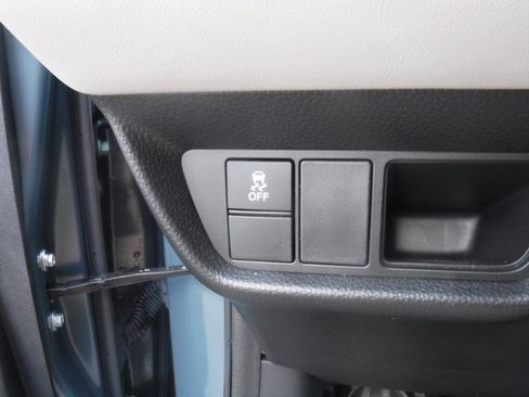 Used 2024 Honda HR-V LX image 12