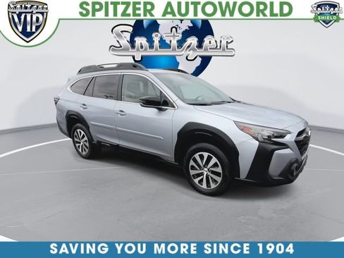 Certified 2024 Subaru Outback Premium AWD/4WD image 2