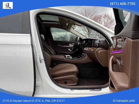 Used 2017 Mercedes-Benz E 300 w/ Premium 1 Package image 17