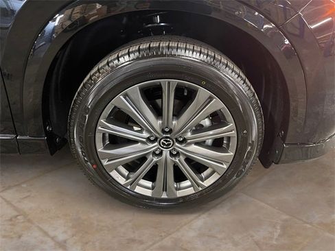 New 2025 MAZDA CX-5 Signature image 11