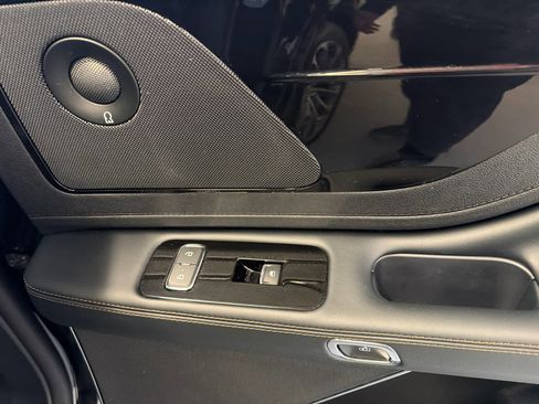 Used 2025 Lincoln Aviator 2WD w/ Jet Appearance Package image 35