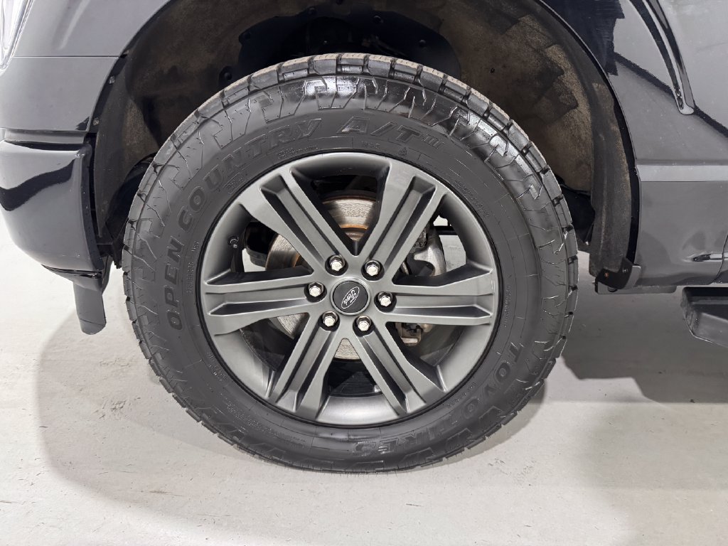 Used 2022 Ford F150 XLT w/ Equipment Group 302A High AWD/4WD image 9