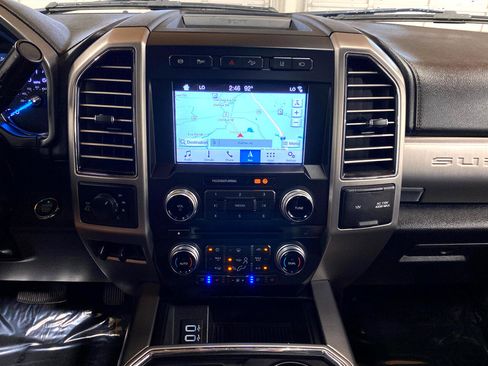 Used 2018 Ford F250 Platinum w/ Platinum Ultimate Package image 17