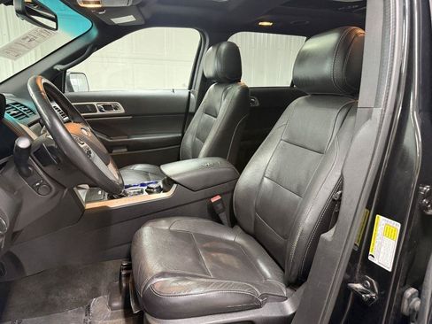 Used 2015 Ford Explorer Sport w/ Equipment Group 401A AWD/4WD image 9