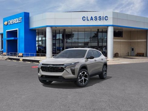 New 2026 Chevrolet Trax RS w/ Sunroof Package FWD image 8