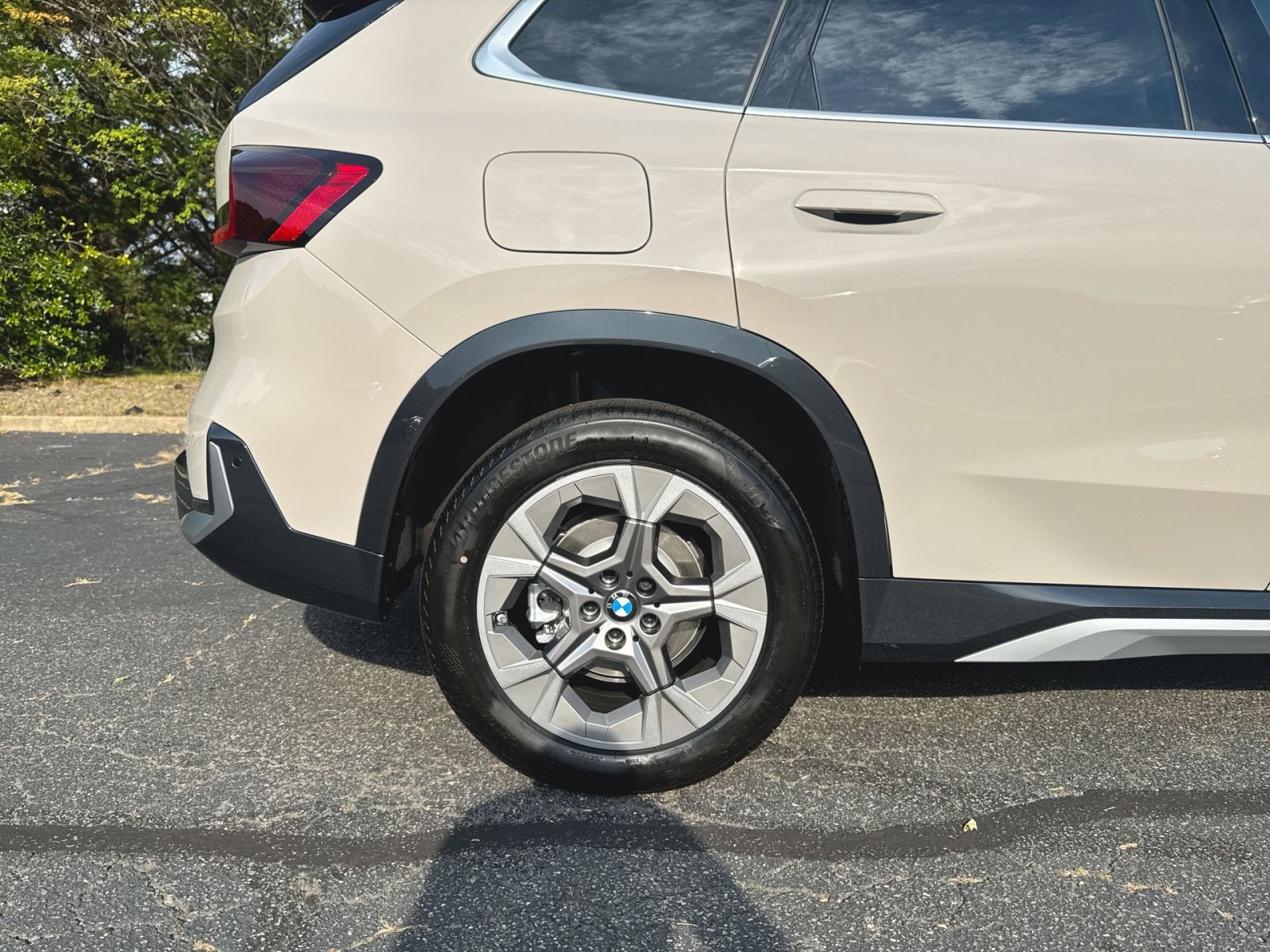 New 2027 BMW X1 xDrive28i AWD/4WD image 31