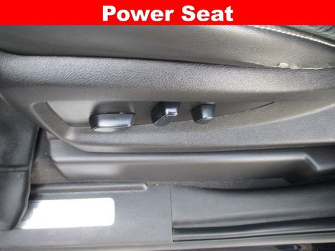 Used 2019 Chevrolet Tahoe LT image 27