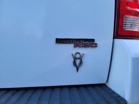 Used 2005 Ford Explorer Eddie Bauer image 34