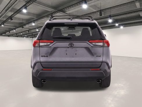 Used 2025 Toyota RAV4 XLE Premium FWD image 7