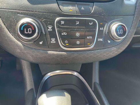Used 2023 Chevrolet Malibu LT w/ Driver Confidence Package FWD image 17