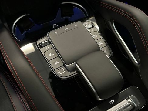 New 2025 Mercedes-Benz GLE 53 AMG 4MATIC image 18