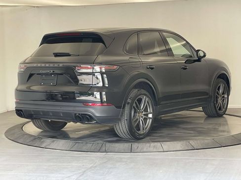 Certified 2023 Porsche Cayenne S Platinum AWD/4WD image 7